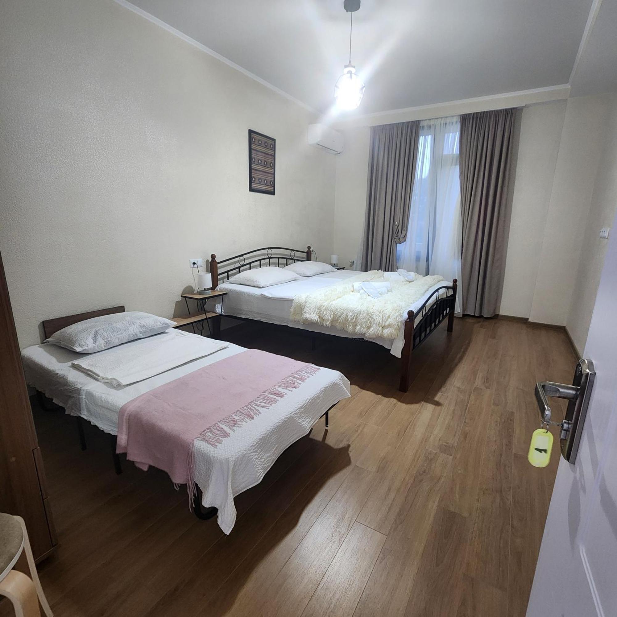 Panorama Family Hotel Telavi Exterior photo